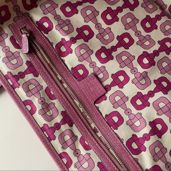 Gucci Monogram Pink Tote w Butterfly charm PRESALE - Picture 7 of 8